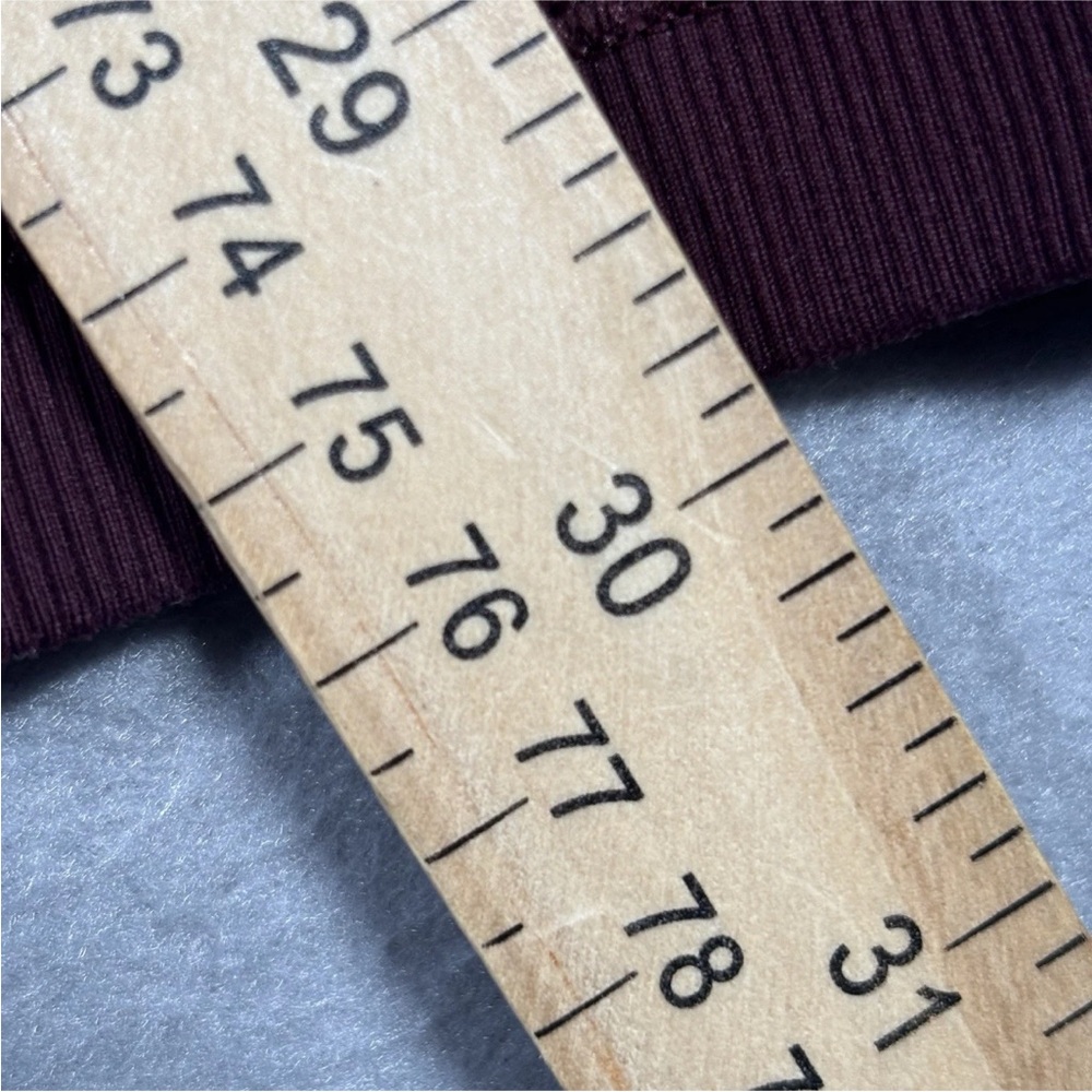 Lululemon Drop It Like It’s Hot Leggings Women’s 6 Burgundy Athlesure Workout - Picture 5 of 10